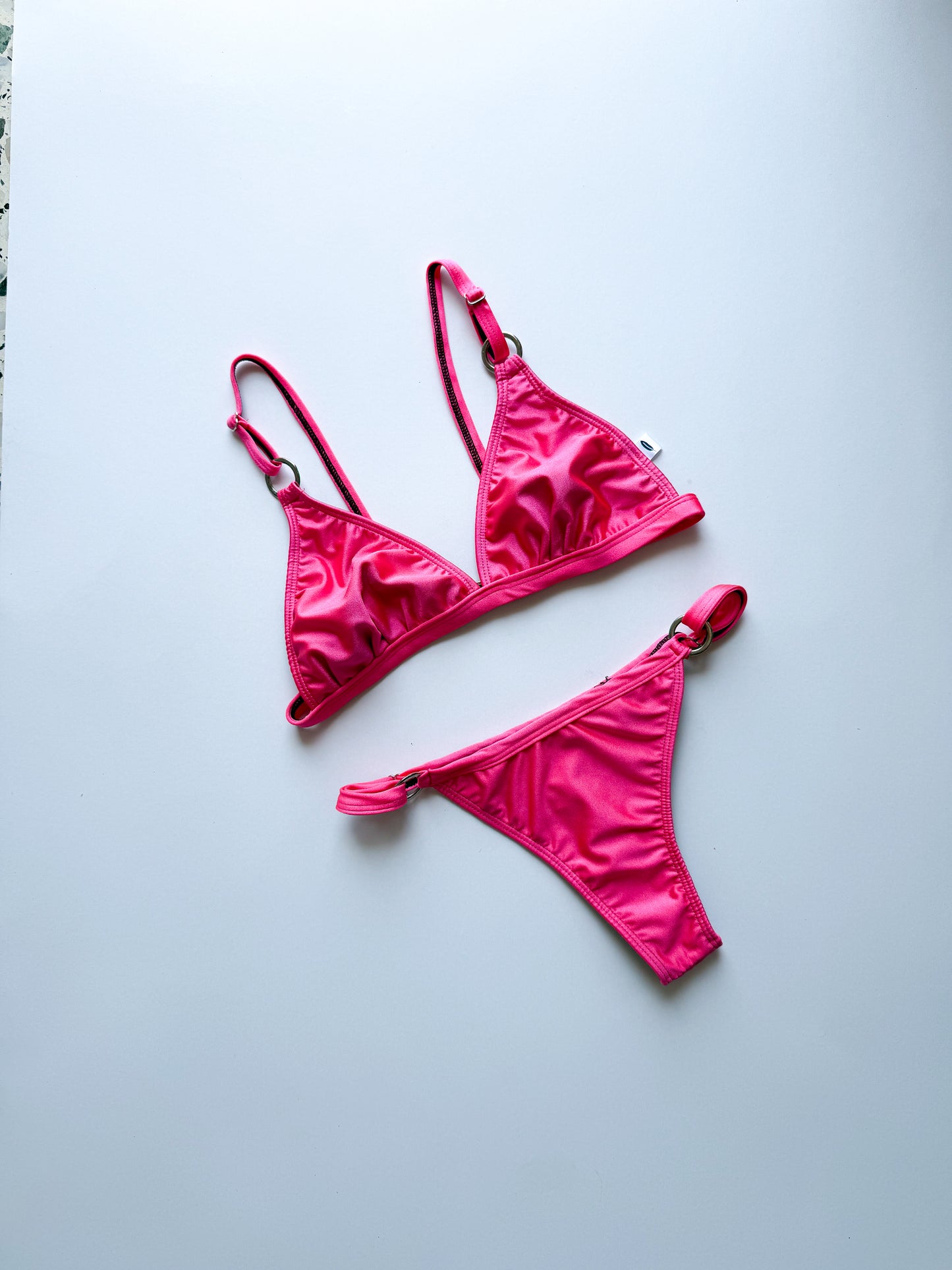 BIKINI FIJO FRESA SHINY